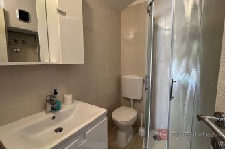 012 2046 19 Rogoznica House in the first row to the sea for sale