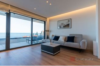 013 1024 11 Opatija luxury apartment with a panoramic view of the sea for sale
