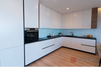013 1024 11 Opatija luxury apartment with a panoramic view of the sea for sale