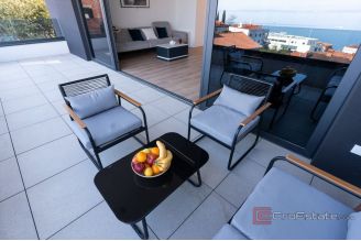 013 1024 11 Opatija luxury apartment with a panoramic view of the sea for sale