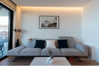 013 1024 11 Opatija luxury apartment with a panoramic view of the sea for sale
