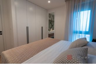 013 1024 11 Opatija luxury apartment with a panoramic view of the sea for sale