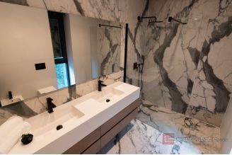 013 1024 11 Opatija luxury apartment with a panoramic view of the sea for sale