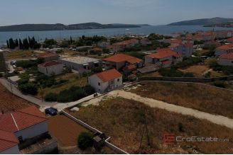 009 2049 04 Trogir Building land with a sea view for sale