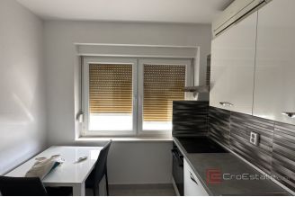 005 2045 23 Split Manus Three bedroom apartment sale