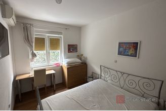 005 2045 23 Split Manus Three bedroom apartment sale