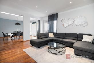 019 2050 03 Hvar Modern apartments with sea view for sale