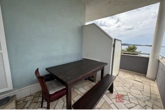 015 2035 171 Rogoznica Three bedroom apartment with a sea view for sale