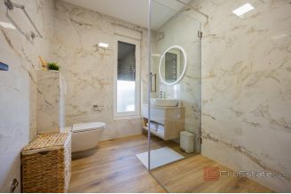 020 2018 260 Zadar Modern villa in a quiet location near the sea for sale