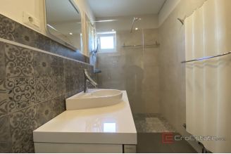 015 2044 28 Marina house in the first row to the sea for sale