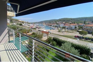 015 2044 28 Marina house in the first row to the sea for sale