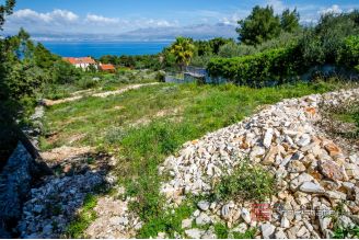 07 2013 181 Brac building plot sea view for sale