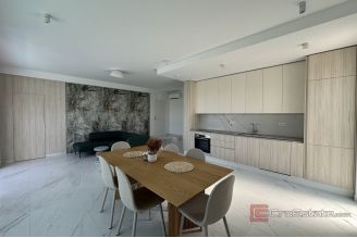 020 2035 172 Trogir Luxury villa with a sea view sale