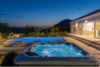 020 2049 06 Zadar Luxury villa in an idyllic location for sale