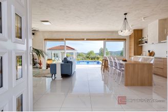 020 2049 06 Zadar Luxury villa in an idyllic location for sale