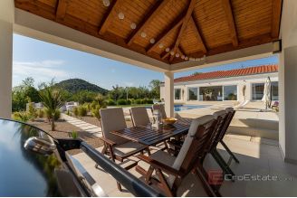 020 2049 06 Zadar Luxury villa in an idyllic location for sale