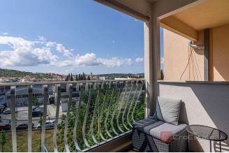 016 2030 79 Trogir Modern Two bedroom apartment for sale