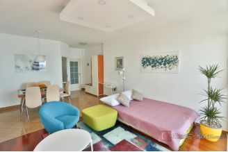008 2045 37 Split Meje Two bedroom apartment for rent