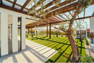 004 2030 81 Trogir Modern two story house sale