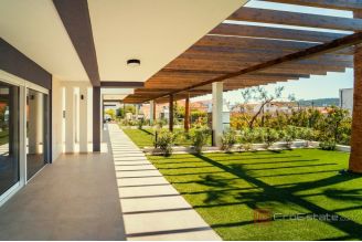 004 2030 81 Trogir Modern two story house sale