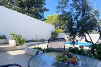 011 2044 30 Vodice Detached house with sea view for sale