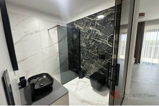 016 2043 127 Zadar Luxury villa with pool for sale