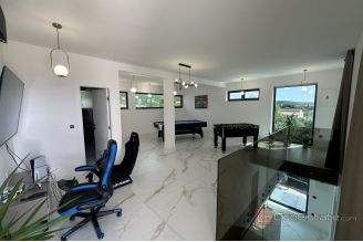 016 2043 127 Zadar Luxury villa with pool for sale