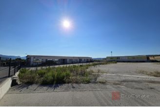 004 2031 137 Kastela Building land in a great location for sale