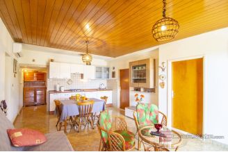 020 2031 139 Ciovo House in the second row to the sea for sale