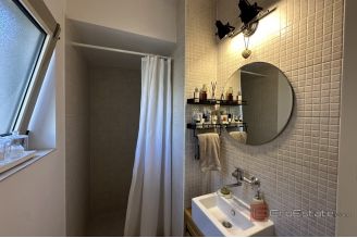 016 2049 08 Island of Hvar One bedroom apartment with a sea view for sale