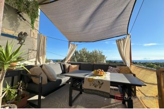 016 2049 08 Island of Hvar One bedroom apartment with a sea view for sale