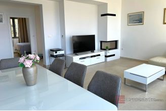 018 2021 391 Rogoznica Modern villa with pool and a sea view for sale