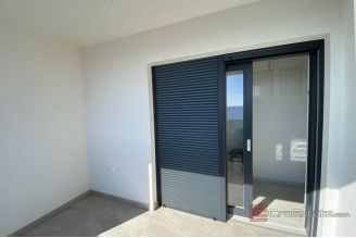016 2044 31 Marina Apartments in a new building with a sea view for sale