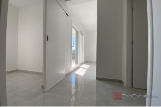 016 2044 31 Marina Apartments in a new building with a sea view for sale