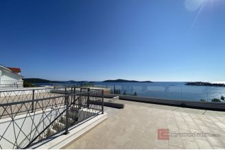 016 2044 31 Marina Apartments in a new building with a sea view for sale