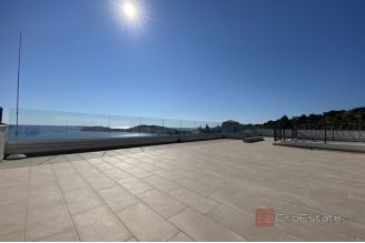 016 2044 31 Marina Apartments in a new building with a sea view for sale