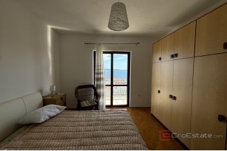 016 2022 422 Trogir Spacious house with a sea view for sale