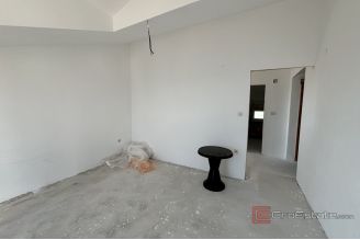 016 2022 422 Trogir Spacious house with a sea view for sale