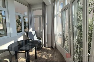 011 2047 25 Makarska Modern apartment with garage for sale