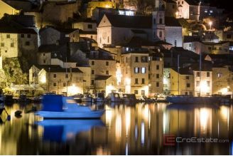 011 2021 392 sibenik house in old center with sea view for sale