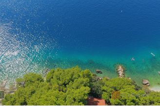 017 2021 393 Omis Apartment house in the first row to the sea sale