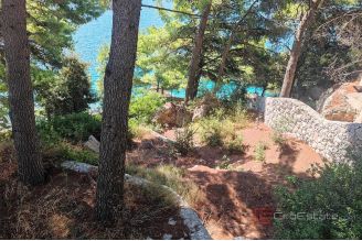 017 2021 393 Omis Apartment house in the first row to the sea sale