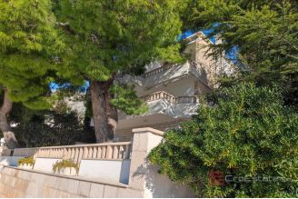 020 2021 394 Makarska House in the first row to the sea sale