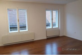 008 2045 43 Zagreb Three bedroom apartment in the city center for sale