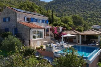 015 5322 30 Dubrovnik Stone villa with a sea view for sale