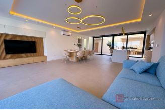 020 2031 144 near split modern villa with pool for sale