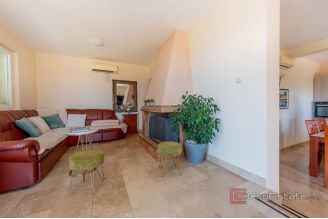 020 2031 147 Family house with an open sea view for sale