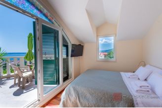 020 2031 147 Family house with an open sea view for sale