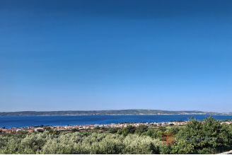 020 2031 147 Family house with an open sea view for sale