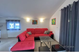 012 2049 11 Ciovo Three bedroom apartment with a sea view for sale